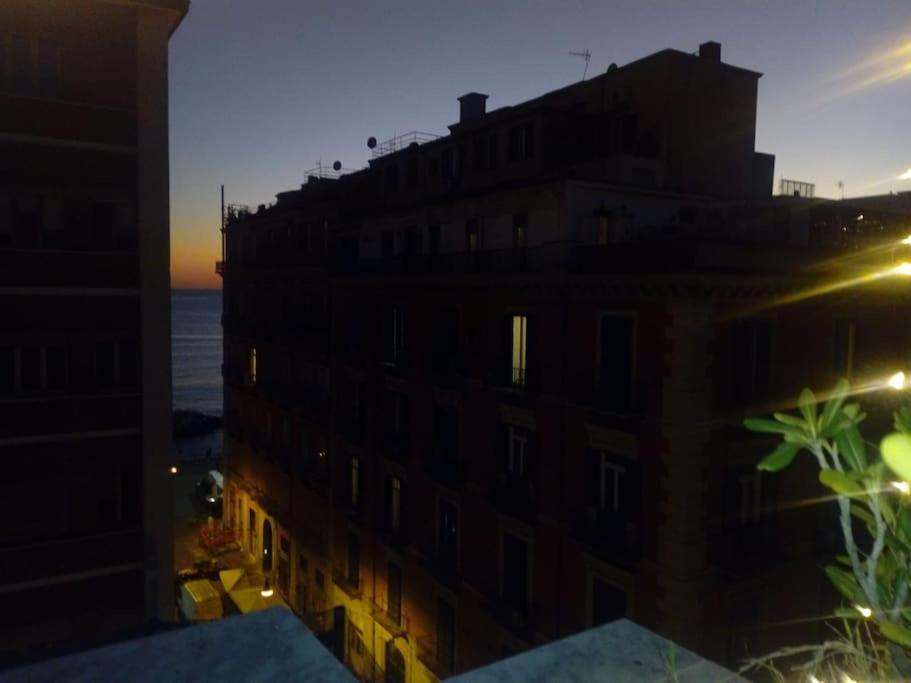 Апартаменти Amazing Roof In The Heart Of Naples! Екстер'єр фото